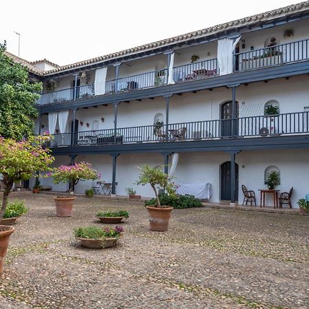 Apartamento En Monumento Historico Nacional Corral Del Conde-Duque De Olivares Seville Exterior photo